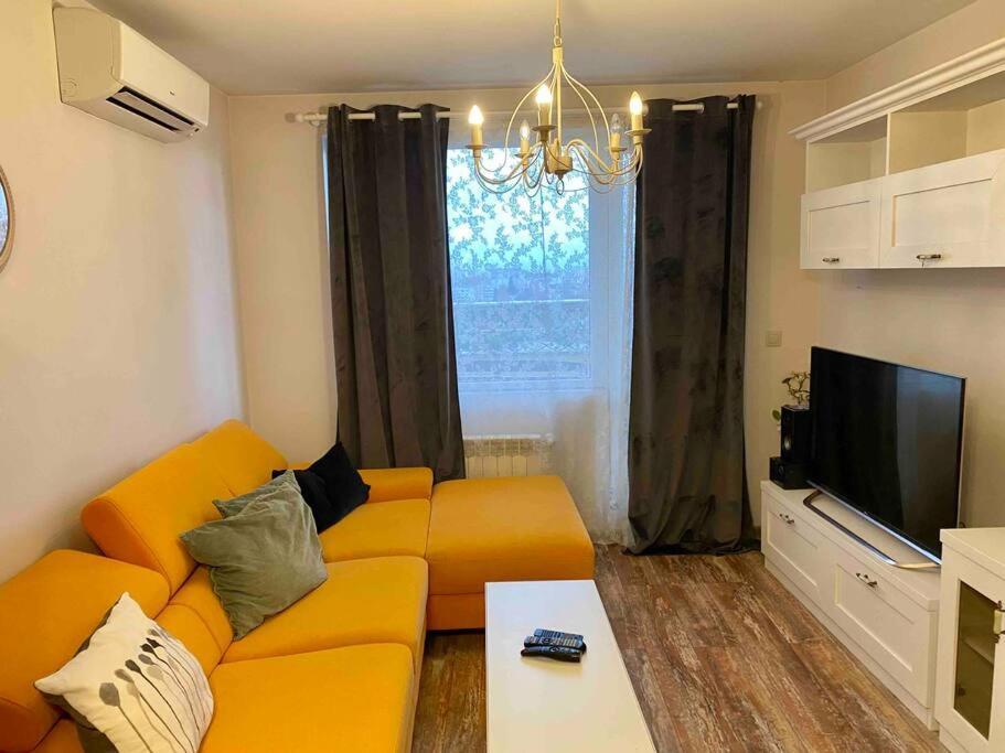 Stylish Magenta Apartment - Terrace & Free Parking Sofia Exterior foto
